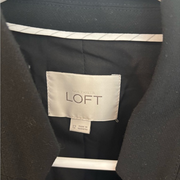 Loft black blazer size 12 - Picture 2 of 3